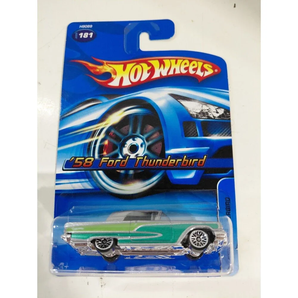 NIP Hot Wheels 2005 Main Line 1:64 Die Cast 1958 Ford Thunderbird Classic Car